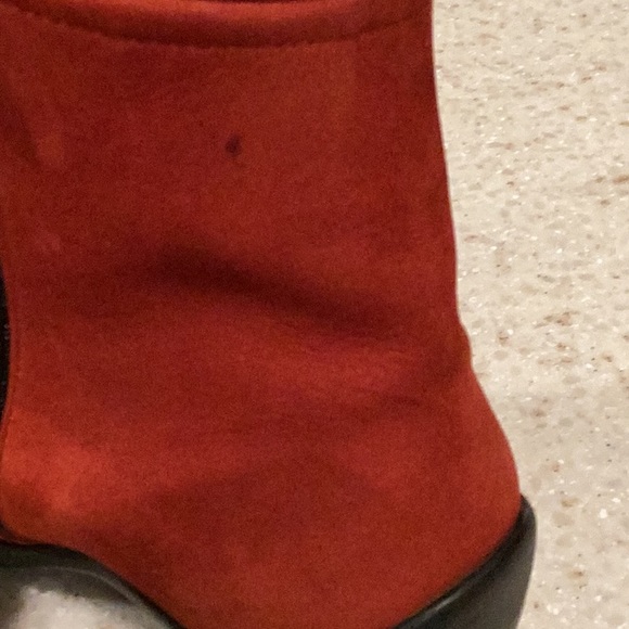 Arche red booties. - Picture 11 of 11